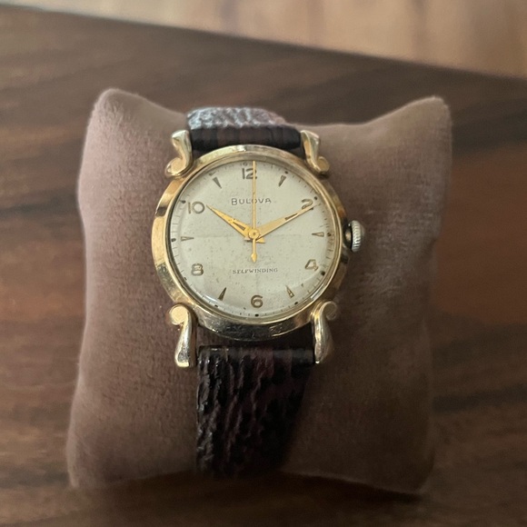 1950s Bulova Self Winding watch, Shark Skin Strap - Picture 5 of 6